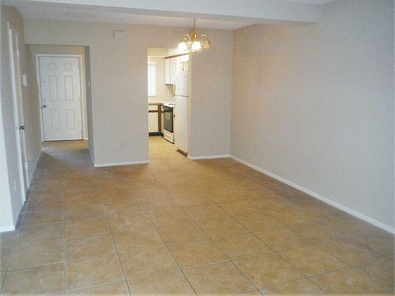 5th image of 204 Watts Ln APT A