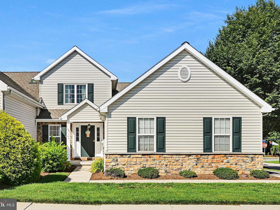 1st image of 1585 Hickory Run Ct