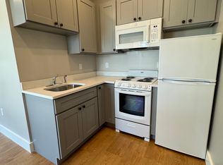 98 Bigelow St, Quincy, MA 02169