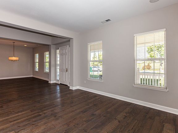 2nd image of 5375 Laurel Canyon Dr