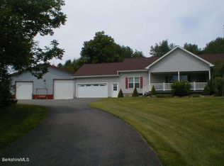 455 Maple St, Hinsdale, MA 01235