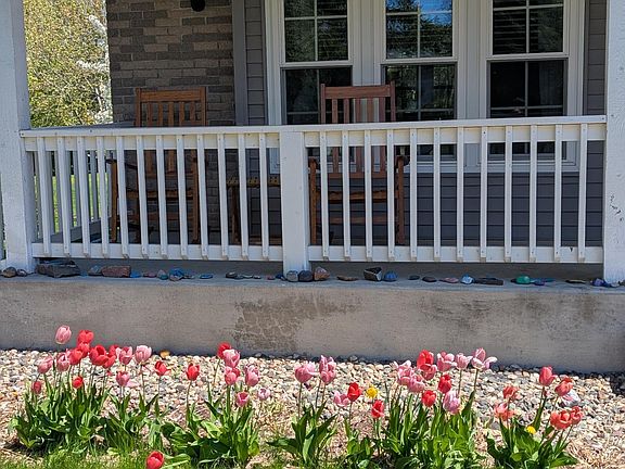 3rd image of 5501 Golfview Ave N
