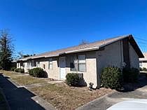 5th image of 901 Russ Lake Dr #101