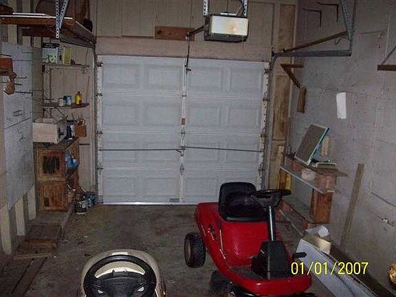 3rd image of 3017 Alamo Ave