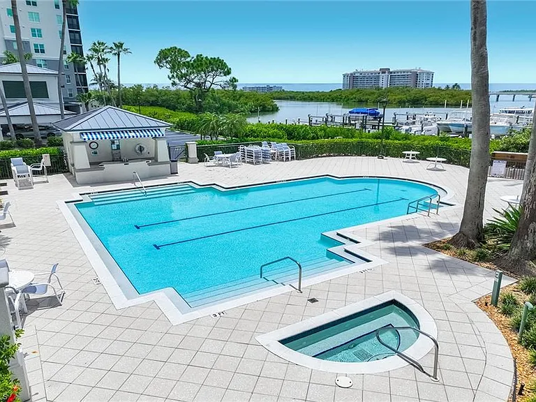420 Cove Tower Dr #1404 — Photo 29