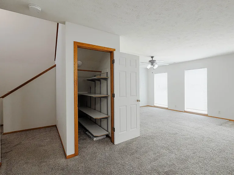 8815 Venice Ln — Photo 8