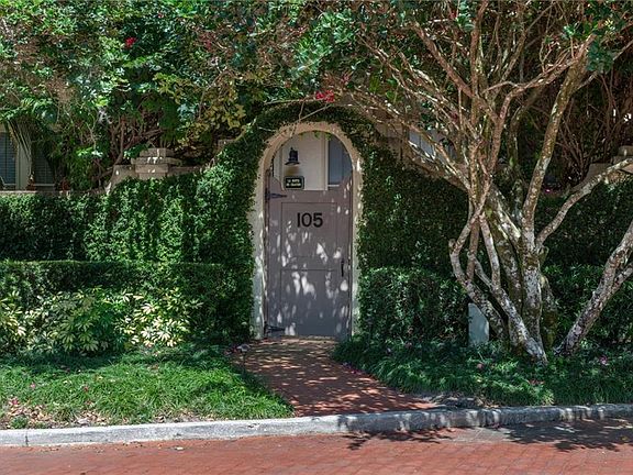 3rd image of 1602 Alabama Dr APT 105