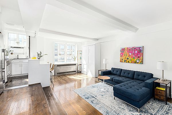 1st image of 200 W 20th St APT 1405