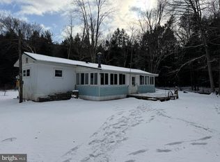 10 Old Sawmill Ln, Milroy, PA 17063