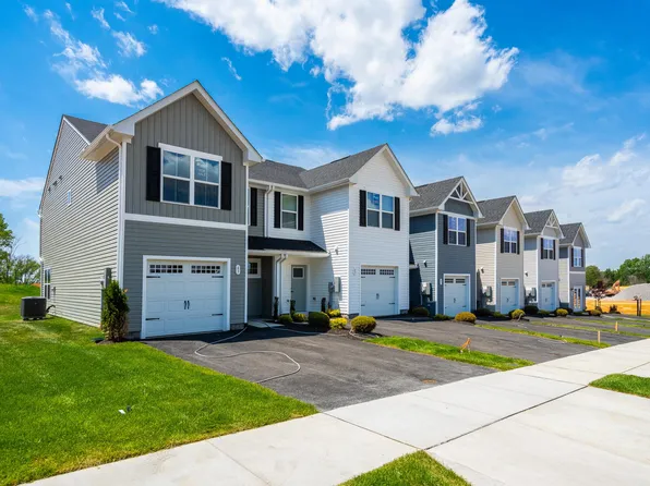 54 Breckenridge Dr, Hagerstown, MD 21740