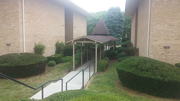 1st image of 5260 Crossbow Cir Unit 12B