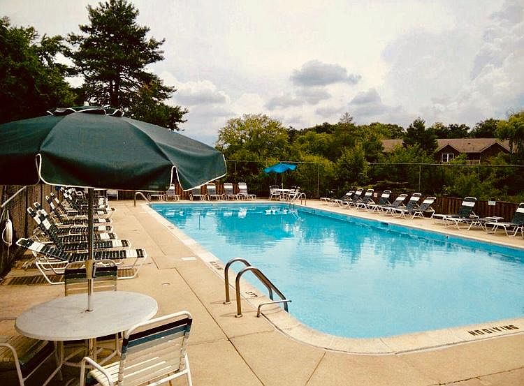 Pool area