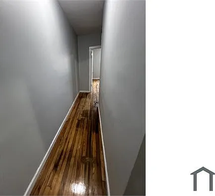 2 Van Cortlandt Park Ave — Photo 2
