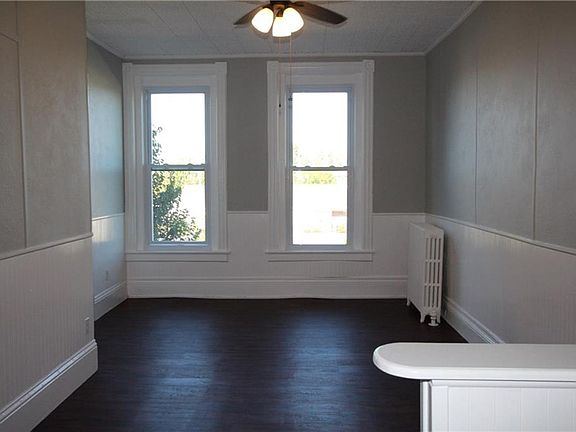 2nd image of 268-270 State St #1