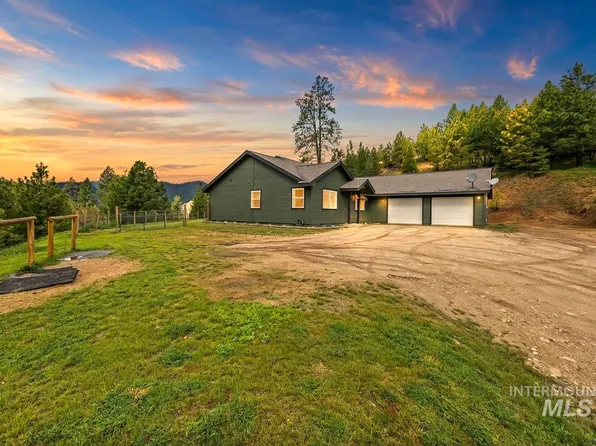 4 Round Up Cir, Boise, ID 83716