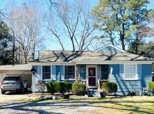 1002 Cedar Crest Dr, Demopolis, AL 36732