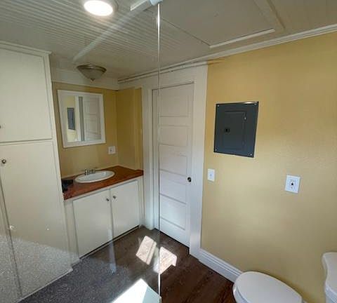 2nd image of 3857 Pine St #A