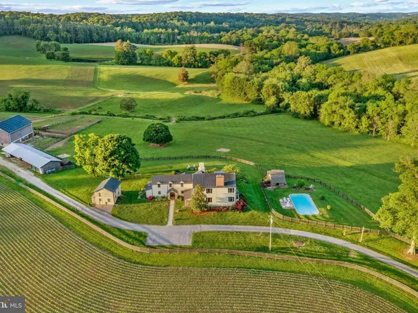 4246 Madonna Rd, Jarrettsville, MD 21084