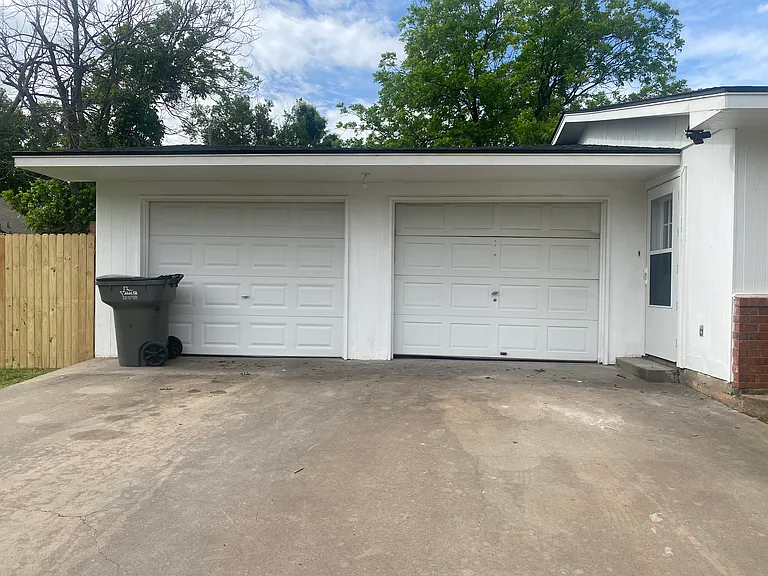 4501 Hughes Dr — Photo 3