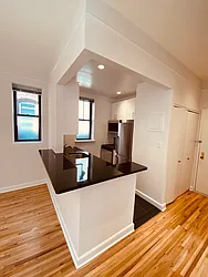 Rented by Metropolis Real Estate of Manhattan