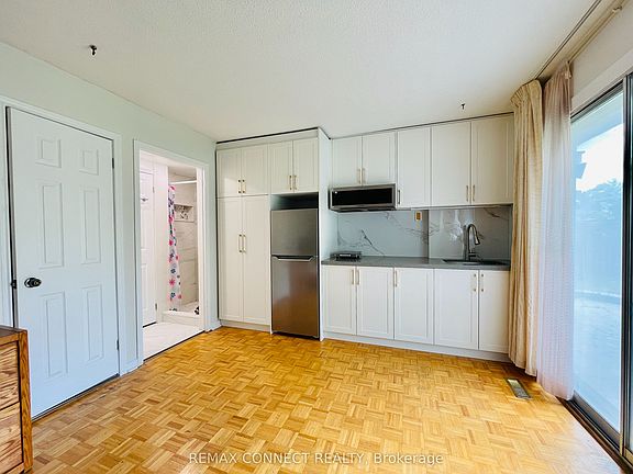 5th image of 99 Bushmills Sq