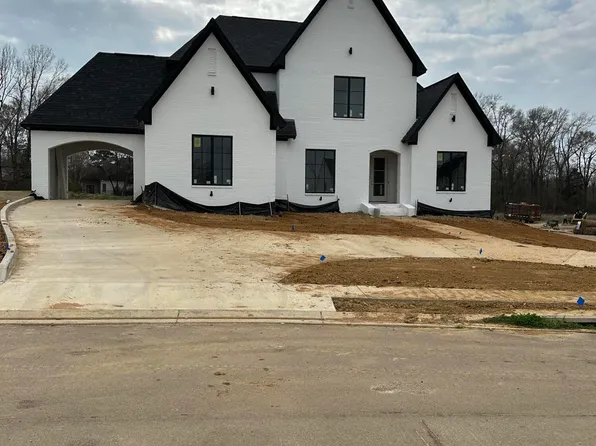 210 Welchshire Dr, Madison, MS 39110