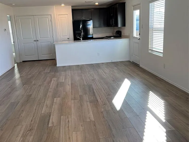 7300 Jackrabbit Ave — Photo 6