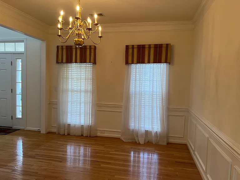 4 Creedmoor Dr — Photo 8