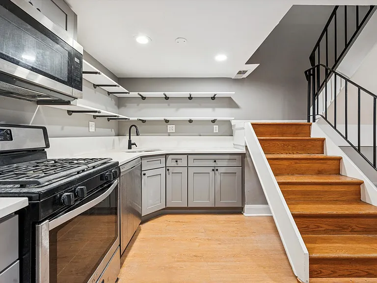 2034 Mount Vernon St #1F — Photo 7