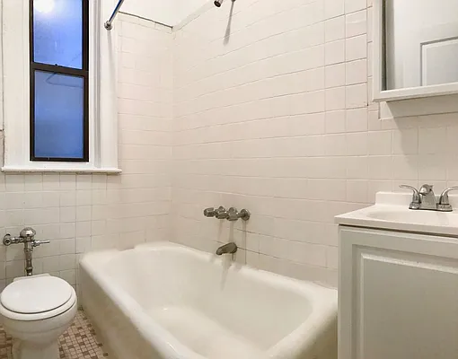 Rented by Zjama Realty Corp | media 5