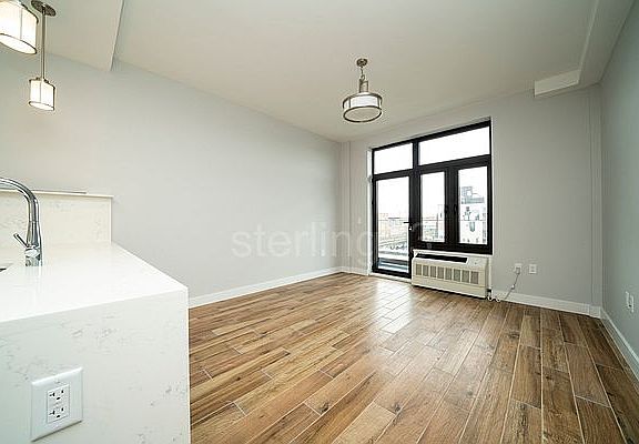3rd image of 31-12 24th Ave #2