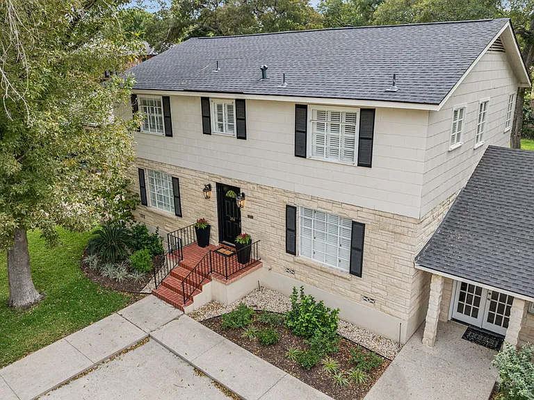 106 Morningside Dr — Photo 37