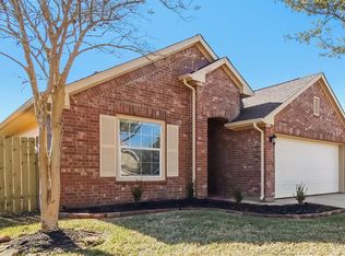 3281 Gladewater Ln, League City, TX 77573