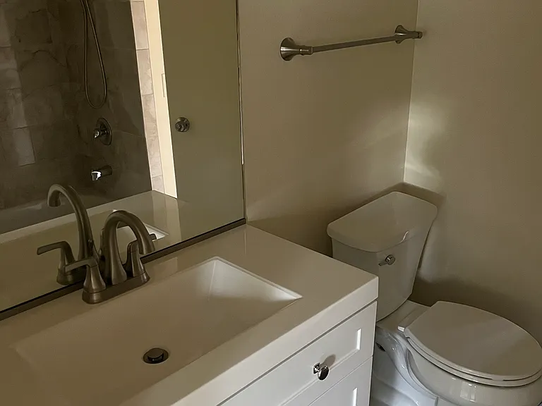Magnolia Apartments — Photo 19