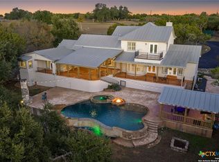 1041 Homestead Rdg, New Braunfels, TX 78132