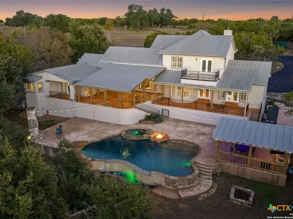 1041 Homestead Rdg, New Braunfels, TX 78132