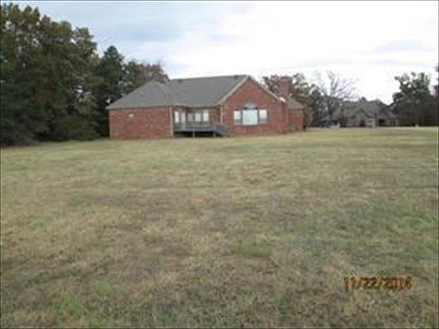 2nd image of 2845 Collins Dr