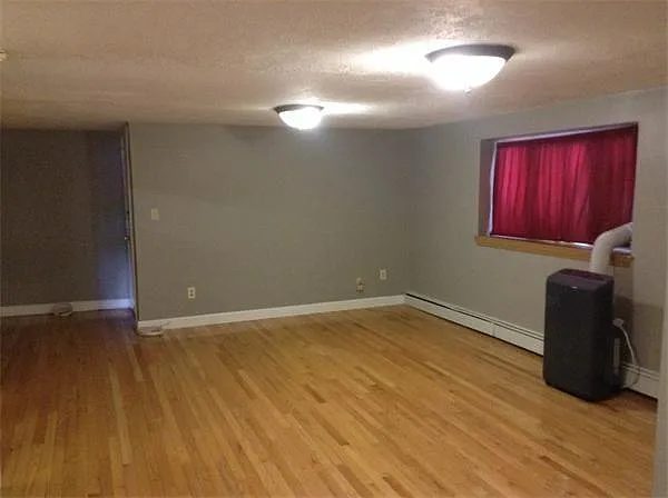 Studio, 550 sqft, $1,950 — Photo 4