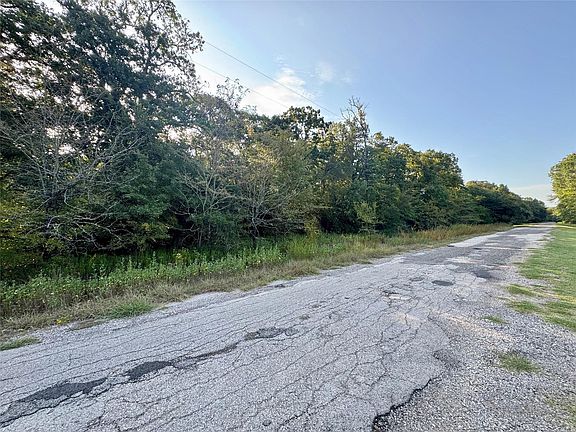4th image of 0 R And R Cir Lot 12
