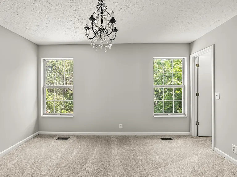 3127 Creekview Ln — Photo 47