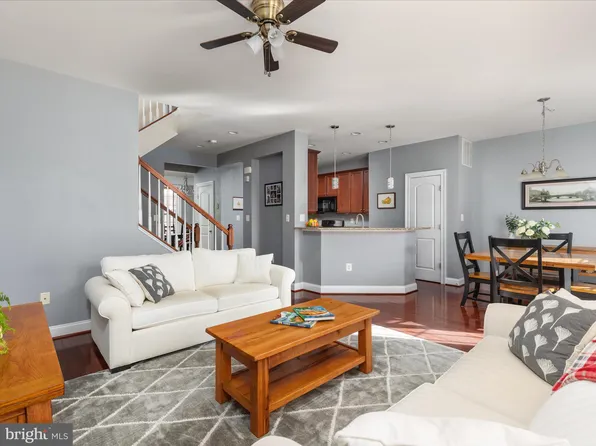 15931 Greymill Manor Dr, Haymarket, VA 20169