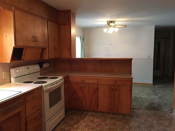 5th image of 613 E Hawthorne St