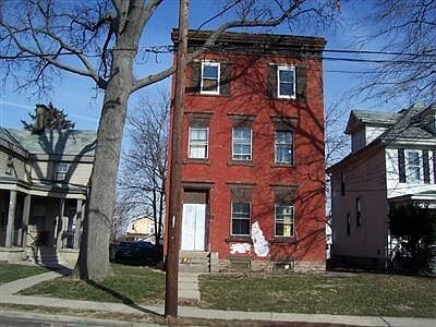 1st image of 2020 Mills Ave