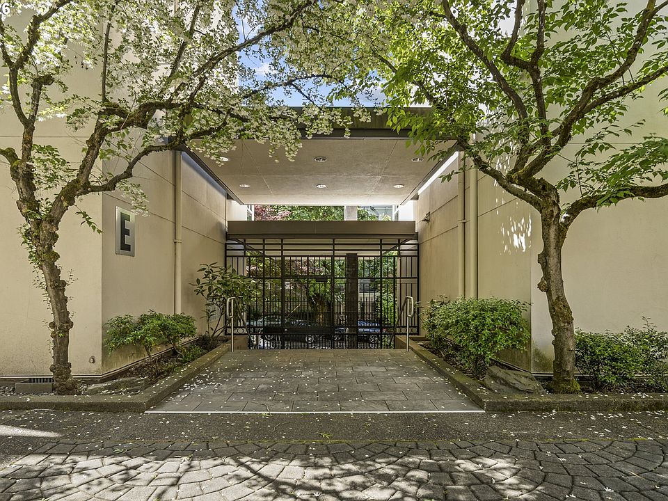 1st image of 1535 SW Clay St APT 239