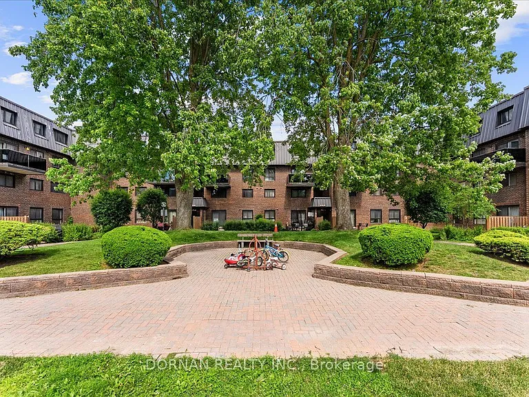 53 Taunton Rd E #86 — Photo 7