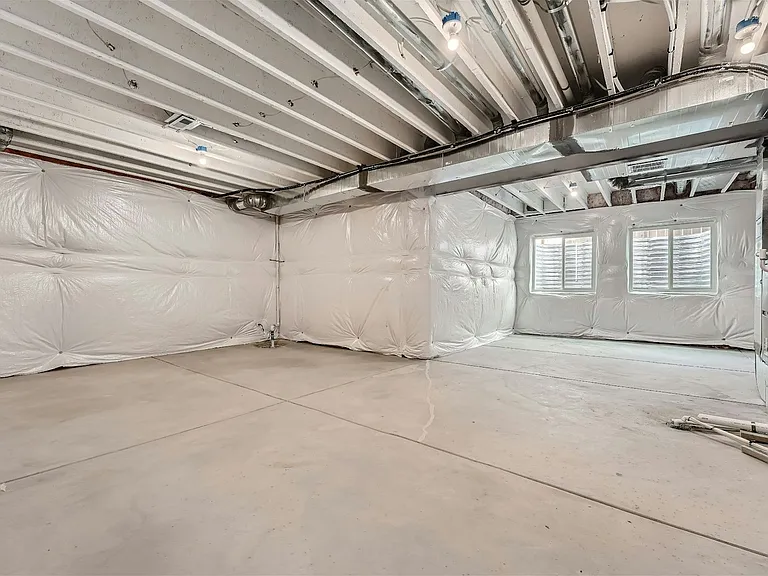 9043 Winding Glen Ln — Photo 25
