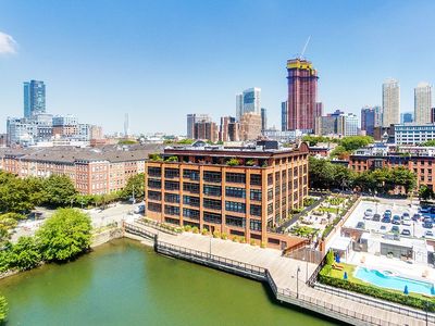 174 Washington St APT 2J, Jersey City, NJ, 07302