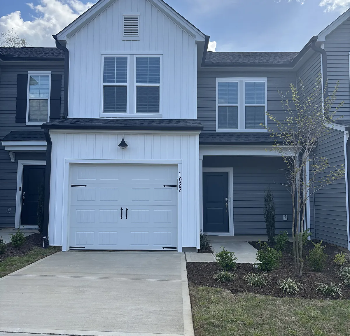 1022 Poets Walk Road - 1 — Photo 1