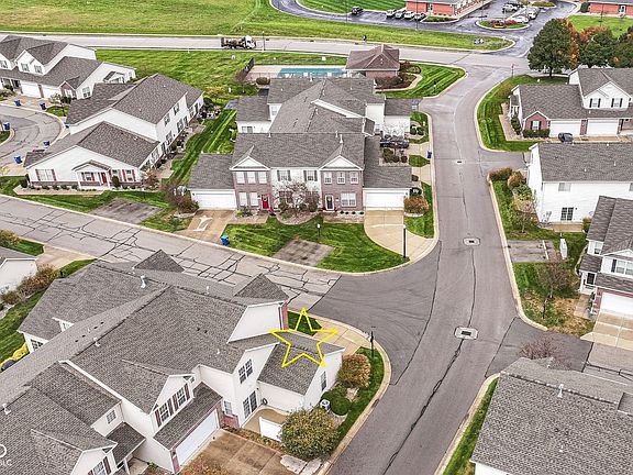 2nd image of 9743 Blue Violet Dr