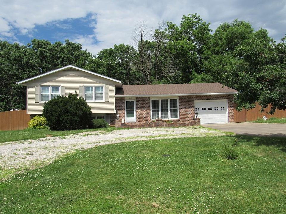 1st image of 813 Sunset Dr